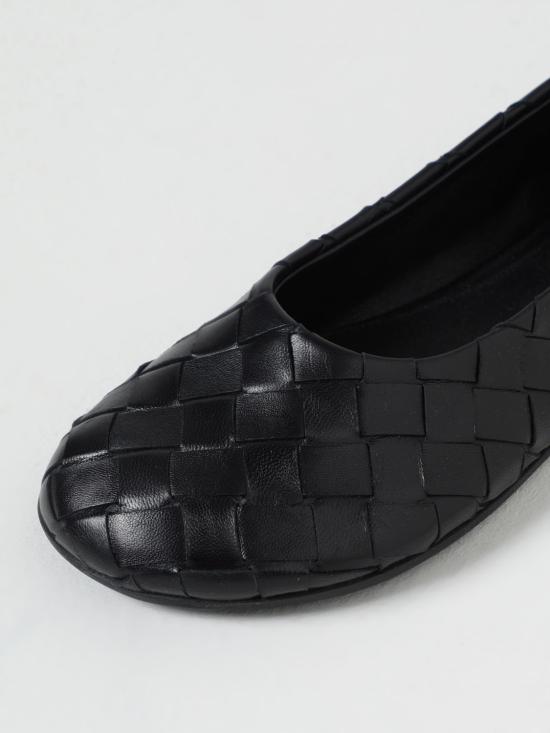 25SS 보테가베네타 플랫 슈즈 806850 V2ED0 1000 Black - BOTTEGA VENETA