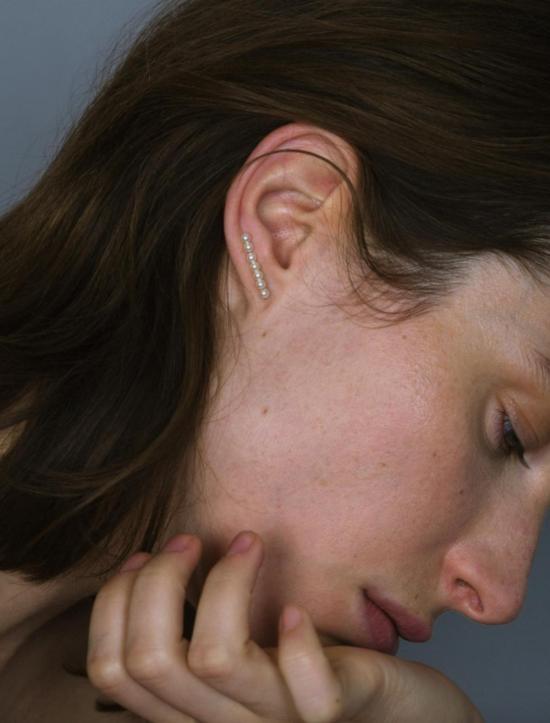  사스키아 디츠 이어링 Saskia Diez Barbelle 7 Pearl Earstud 골드