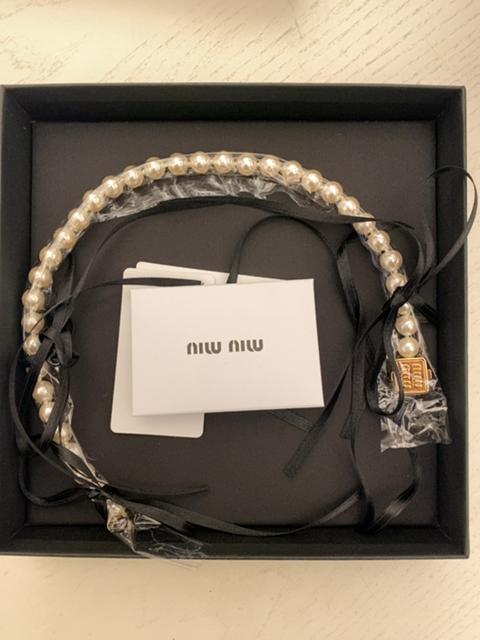 25SS 미우미우 기타 5IC1672CVAF04A6 GOLD CREAM DOM