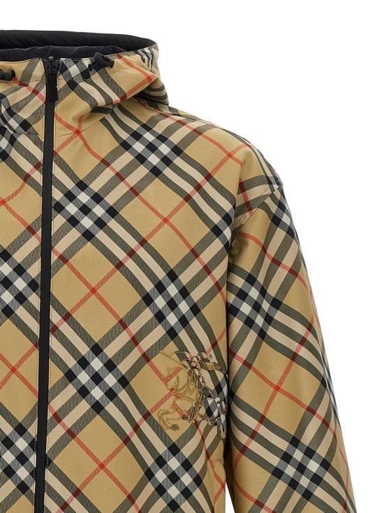 25FW 버버리 리버시블 체크 트래퍼드 자켓 8104102 SAND IP CHECK DOM - BURBERRY