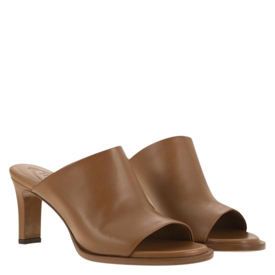 25SS 토즈 뮬/슬리퍼 XXW52L0JA40GOC LEATHER - TODS