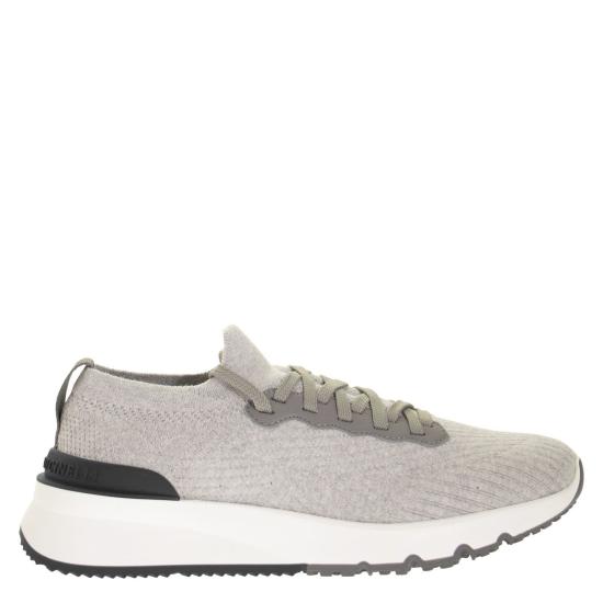  브루넬로 쿠치넬리 코튼 니트 세미 폴리쉬드 카프스킨 러너 MZUPMBO252 LIGHT GREY