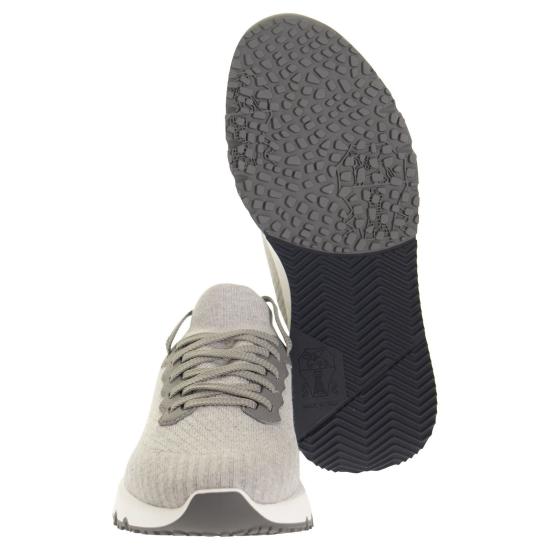  브루넬로 쿠치넬리 코튼 니트 세미 폴리쉬드 카프스킨 러너 MZUPMBO252 LIGHT GREY - BRUNELLO CUCINELLI