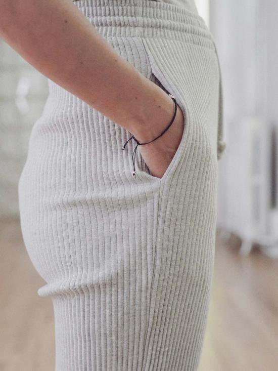  베이스레인지 스트레이트 팬츠 스웨트팬츠 리브 그레이 멜란지 - BASERANGE