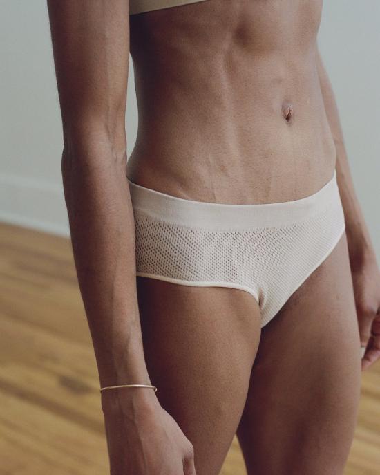  베이스레인지 팬티 Baserange 오데아 언더팬츠 베이지 - BASERANGE