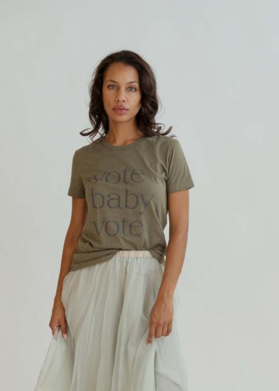  Baby & Company 반팔 티셔츠 Vote Baby Vote 티 밀리터리 그린 - OTHER BRANDS