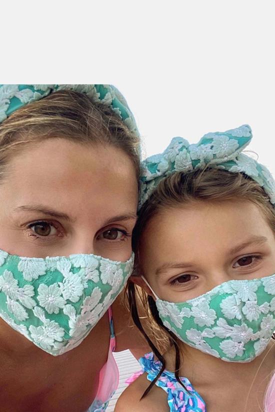  LeLe Sadoughi 벨트 Le Le Sadoughi 라군 스윗하트 마스크 3개 세트 - LELE SADOUGHI