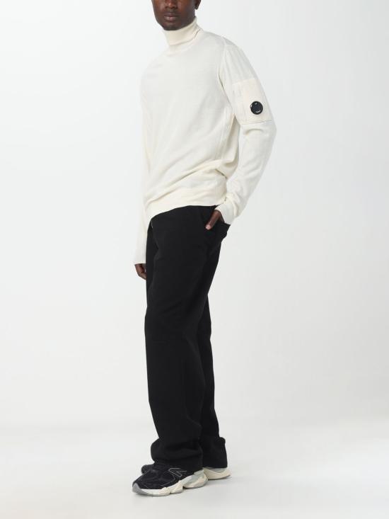 25FW 씨피 컴퍼니 터틀넥 15CMKN076A005528A 103 White - C.P. COMPANY