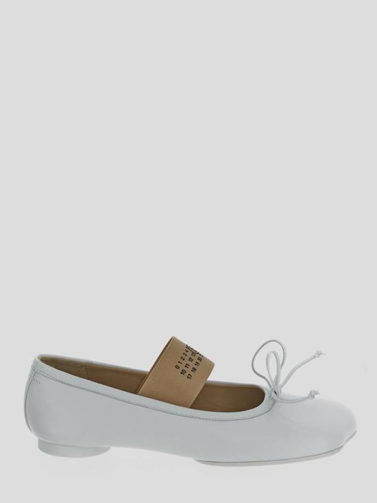 25SS MM6 메종마르지엘라 플랫 슈즈 S59WZ0099P3628T1003 WHITE