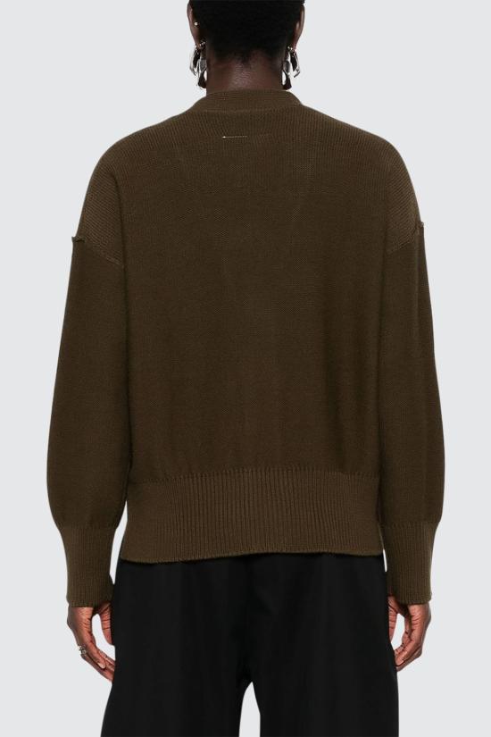 24FW MM6 메종마르지엘라 스웨터 S52HP0019 M13044727 Kaki - MM6 MAISON MARGIELA