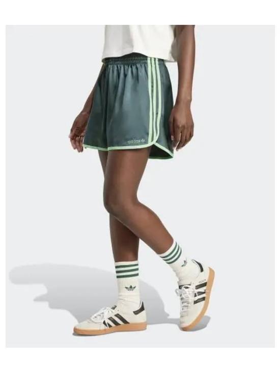 24FW 아디다스 숏팬츠 IZ0121 DOM