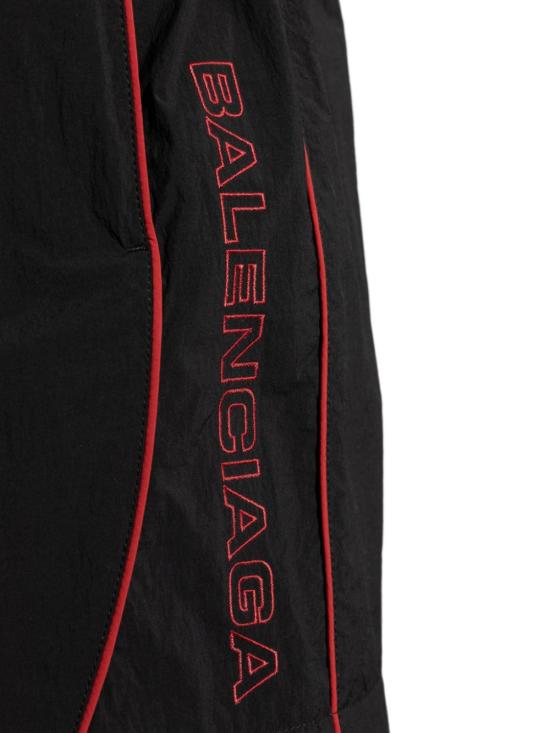 25SS 발렌시아가 로고 자수 쇼츠 814568 TRO321000 BLACK - BALENCIAGA