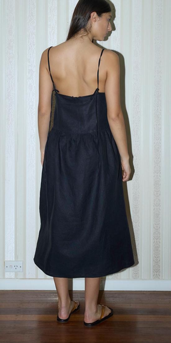  데이지 스튜디오 롱 원피스 개더드 홀터 드레스 블랙 - DEIJI STUDIO