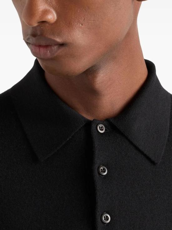  프라다 폴로 티셔츠 UMF027SOOO0B8 black - PRADA