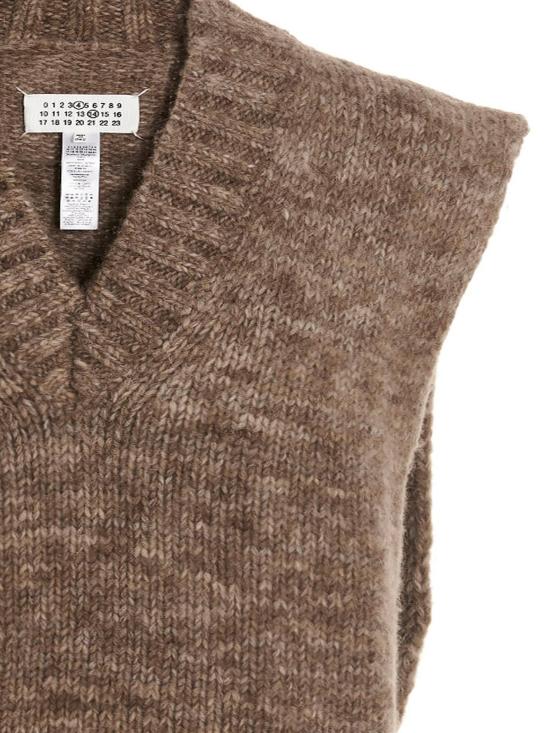 24FW 마르지엘라 베스트 SI0TH0001S17802741M Brown - MAISON MARGIELA