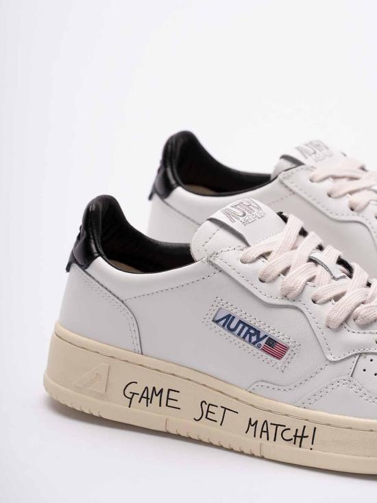 26SS 오트리 메달리스트 로우 스니커즈 AULWML02 White - AUTRY