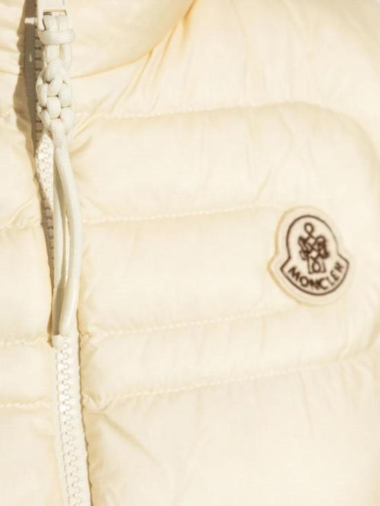  몽클레어 베스트 K10931A00020598BX white - MONCLER