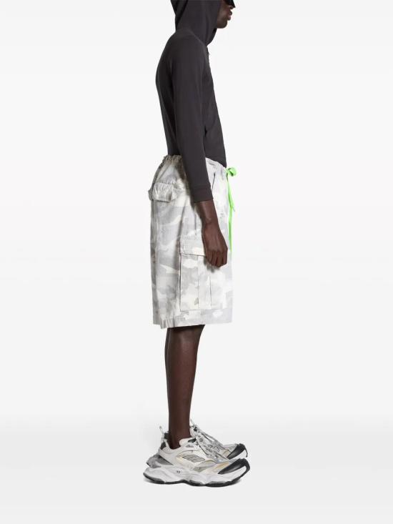  발렌시아가 숏팬츠 790988TQLA7 - BALENCIAGA