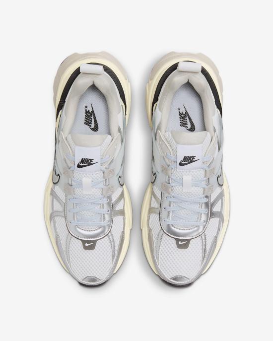  나이키 V2K 런 W FD0736 100 DOM - NIKE