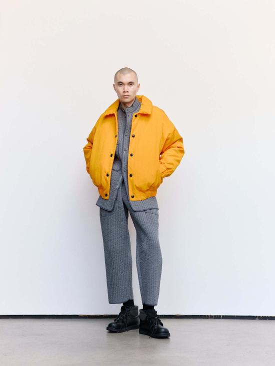  맨틀 자켓 R17 D3 네온 나일론 다운 재킷 - MAN-TLE