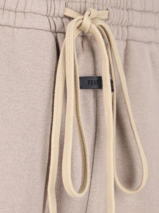 25SS 피어오브갓 숏팬츠 FGE240 419CCF252 Beige - FEAR OF GOD