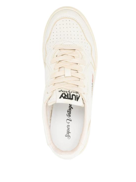 25SS 오트리 슈퍼 빈티지 메달리스트 로우 레더 스니커즈 AVLWGI 01 GOAT SCRUB WHITE - AUTRY