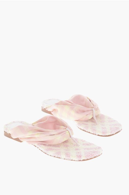  버버리 뮬/슬리퍼 8079969 B8684 CAMEO IP CHECK Pink