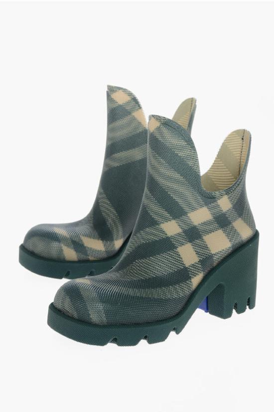  버버리 부츠 8081250 B8682 PRIMROSE IP CHECK Green