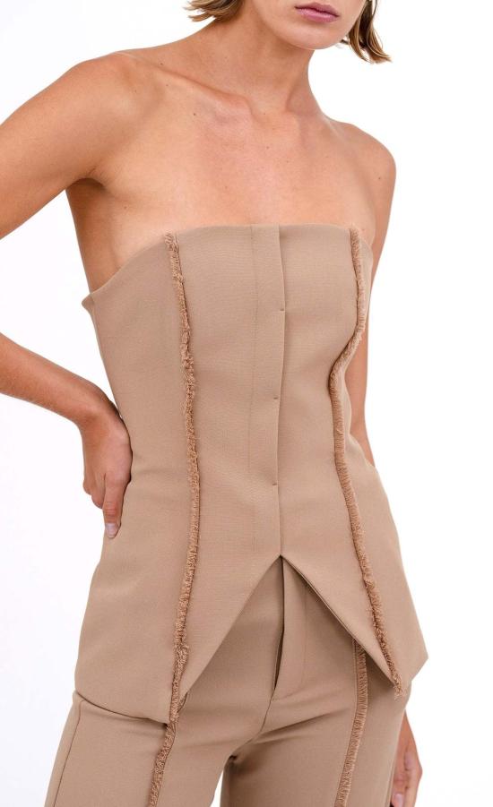  논살란트 레이블 민소매 티셔츠 넌캐럴런트 레이블 리즈  캐멀 - NONCHALANT LABEL