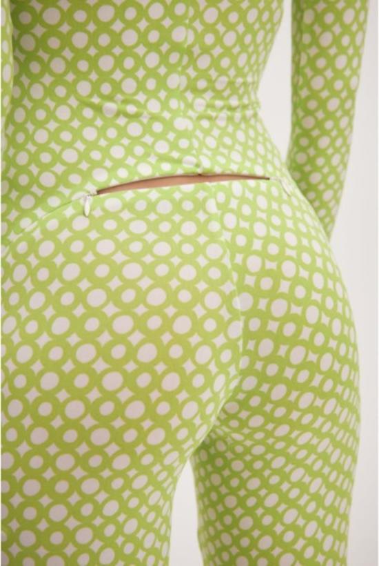  모노수트 바디수트 티셔츠 롱슬리브 터틀넥 풀바디수트 & 티니 타이니 스커트 세트 라임 - MONOSUIT