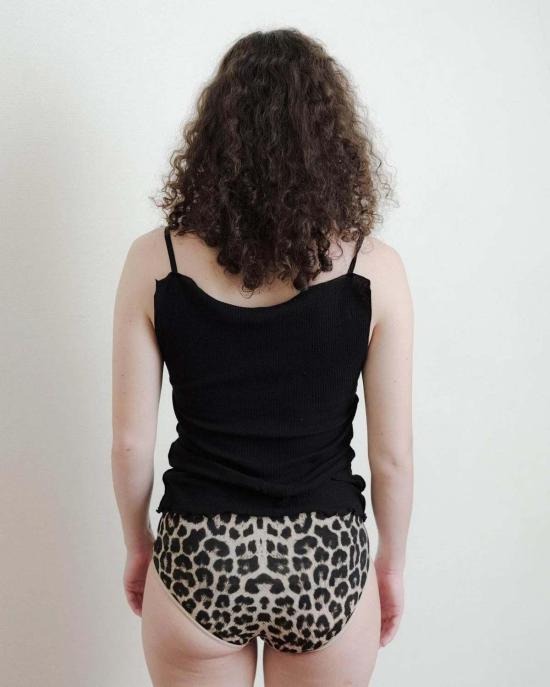  베이스레인지 민소매 티셔츠 레이 탱크 블랙 - BASERANGE