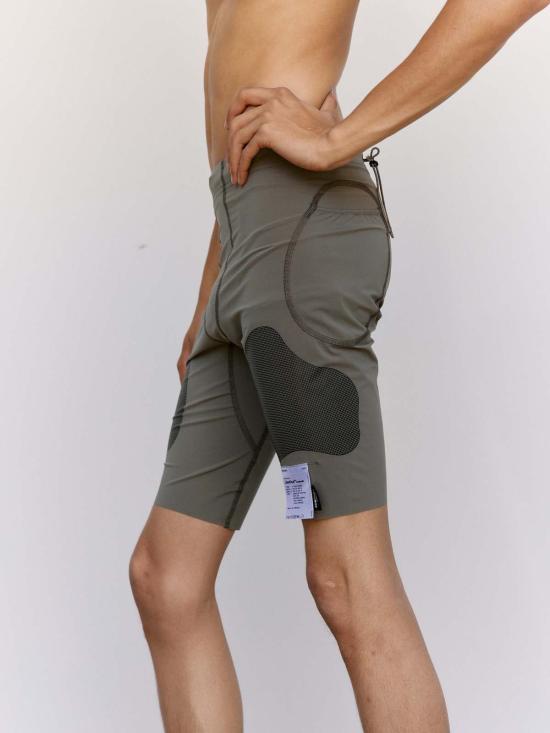  새티스파이 트레이닝 웨어 Satisfy Falcon Justice Cordura 9인치 하프 타이츠 - SATISFY