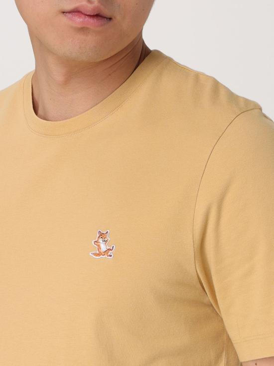 25FW 메종키츠네 칠랙스 폭스 패치 레귤러 티셔츠 LM00110KJ0008 0116 Yellow - MAISON KITSUNE
