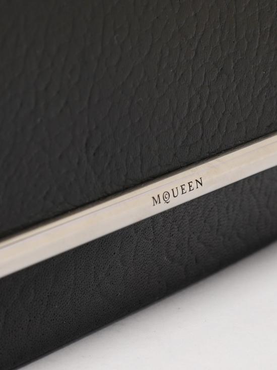 25FW 알렉산더 맥퀸 크로스백 8133291VDBS 1000 Black - ALEXANDER MCQUEEN