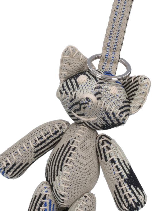 25SS 버버리 키링 8103390 B9629 Grey - BURBERRY