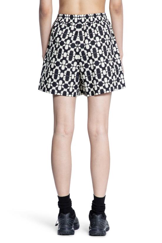  몽클레어 숏팬츠 2B00023598H6F09 Black White - MONCLER