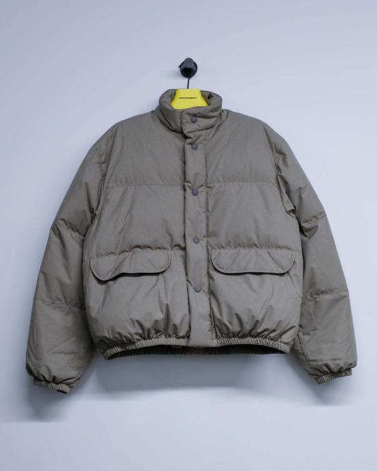  아워레가시 숏패딩 Our Legacy Doubleganger 나일론 퍼파 재킷 베이지 멜 - OUR LEGACY