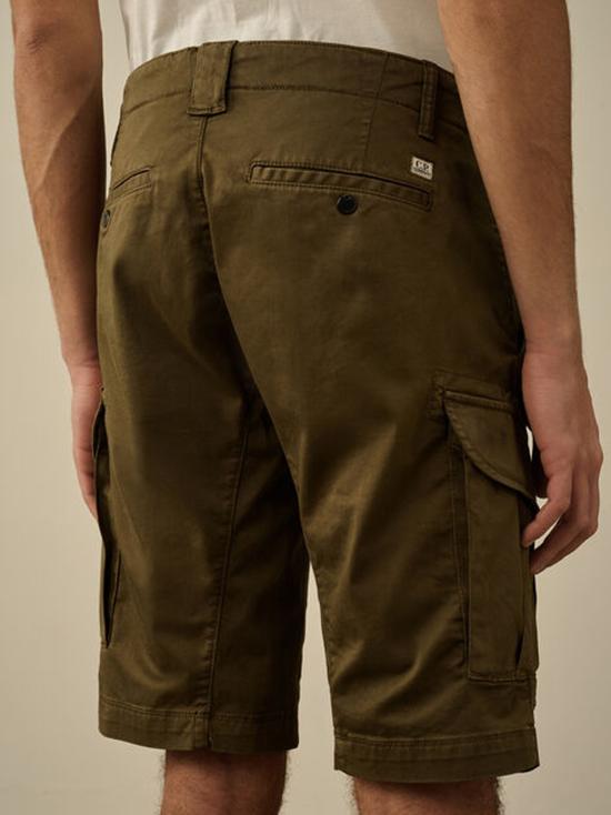 25SS 씨피 컴퍼니 숏팬츠 18CMBE116A005694G 683 IVY GREEN - C.P. COMPANY
