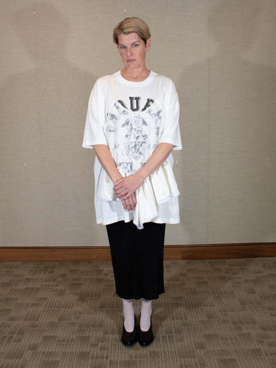  이세이 미야케 미디 스커트 미드 카프 스커트 블랙 - ISSEY MIYAKE