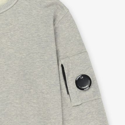 25SS 씨피 컴퍼니 레귤러 핏 코튼 스웨트셔츠  18CMSS019A002246GM94 GREYSTONE MELANGE DOM - C.P. COMPANY