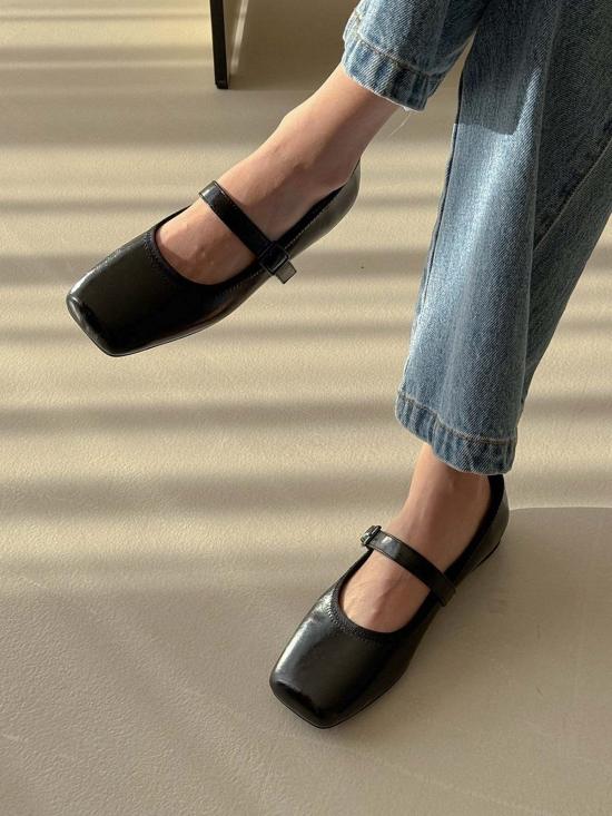  더 엔케이씨 스토어 힐/펌프스 Nkc 스토어 스퀘어 토 메리 제인 플랫 블랙 - The NKC Store