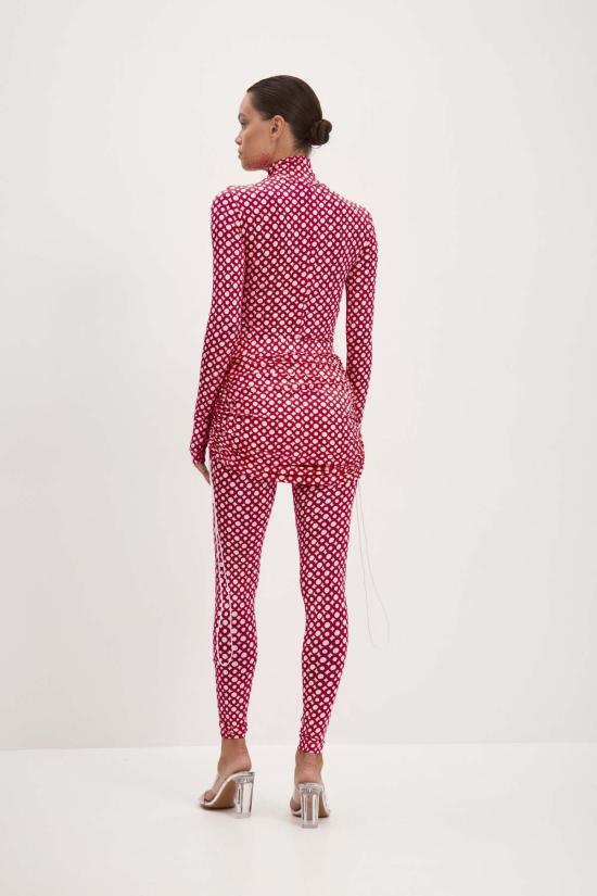  모노수트 숏 스커트 모노슈트 세트 레드 롱슬리브 터틀넥 풀 바디수트 & 티니 타이니 스커트 - MONOSUIT