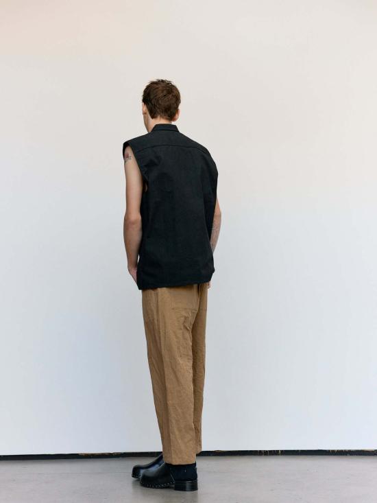  맨틀 민소매 티셔츠 R18 S0 슬리브리스 셔츠 1 블랙 - MAN-TLE