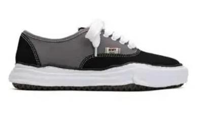 25SS 메종 미하라 야스히로 스니커즈 A13FW738 BLK GRY