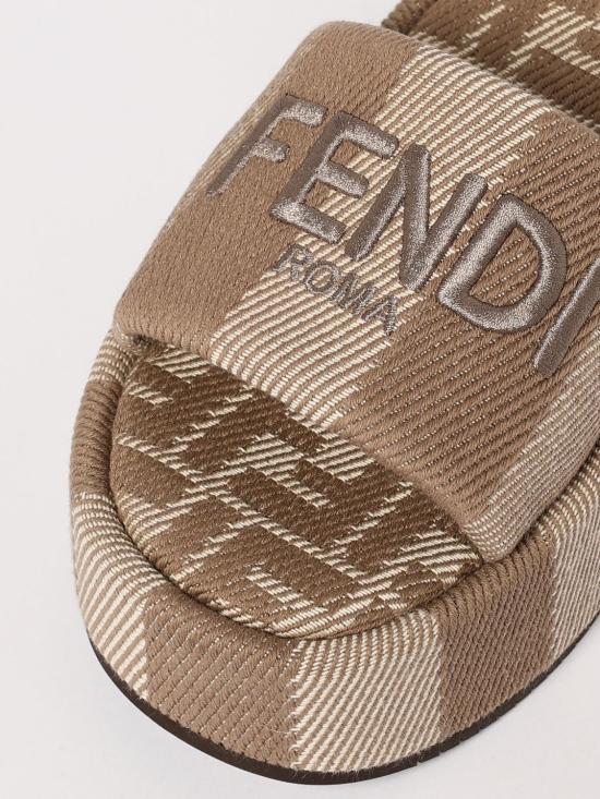 25SS 펜디 뮬/슬리퍼 8R8515ASB5 F1STE Dove Grey - FENDI