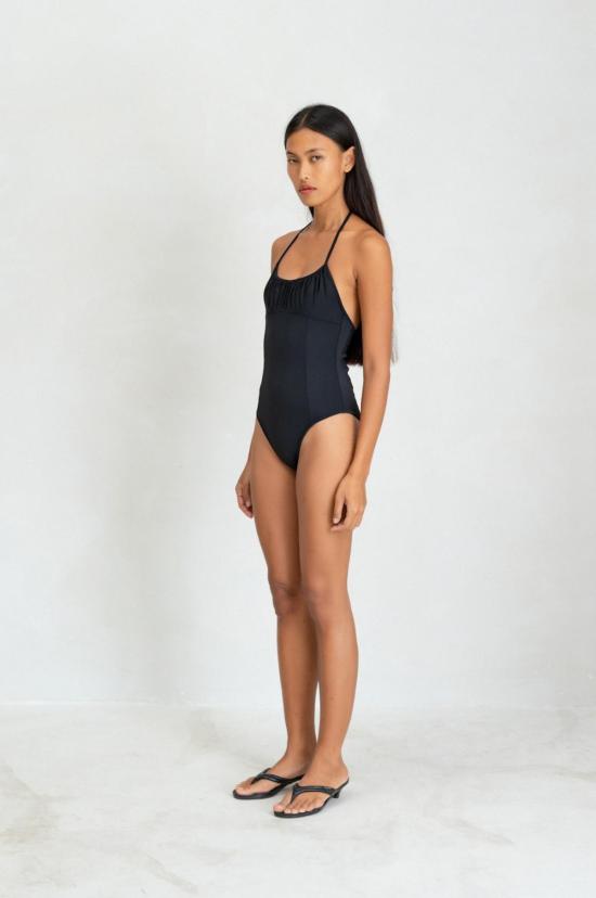  Belle The Label 원피스 수영복 벨더라벨 칼라 원피스 블랙 - OTHER BRANDS