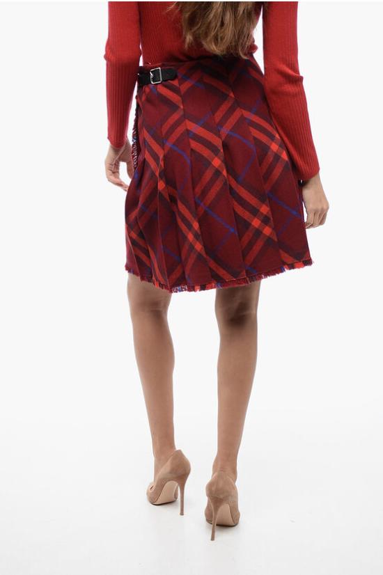  버버리 숏 스커트 PW93GL6100 149438 8077477 Red - BURBERRY