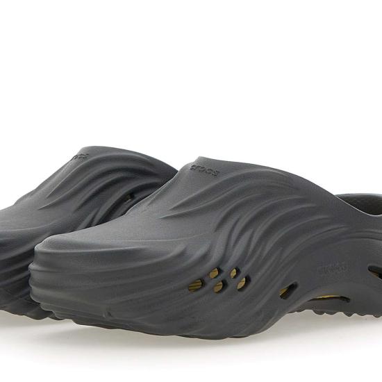 25SS 크록스 샌들 CR210521 BLACK Black - CROCS