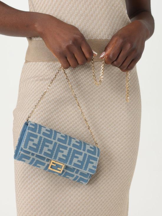 25SS 펜디 지갑 8M0365 AUNJ F1SKL Gnawed Blue - FENDI