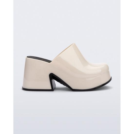 24FW 멜리사 힐/펌프스 35819 AX546 - MELISSA